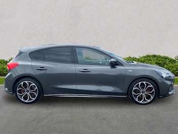 Used Ford Focus 2021 for sale - 78534840: Photo
