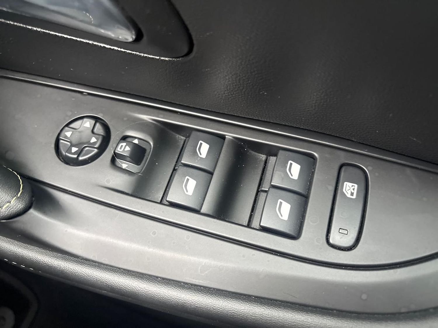 Used Peugeot 208 2022 for sale - 76763450: Photo 20