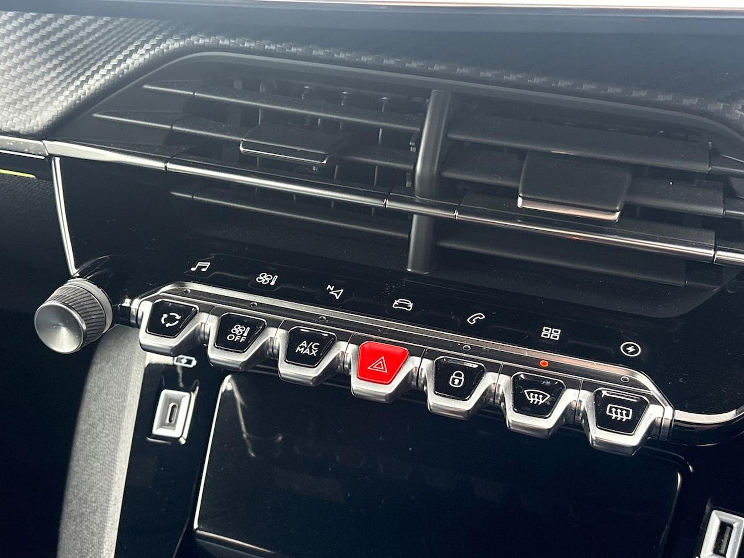 Used Peugeot 208 2022 for sale - 76763450: Photo 21