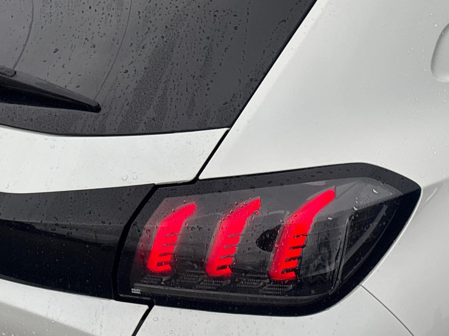 Used Peugeot 208 2022 for sale - 76763450: Photo 35