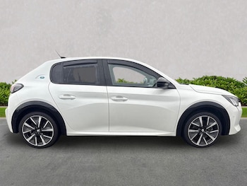 Used Peugeot 208 2022 for sale - 76763450: Photo