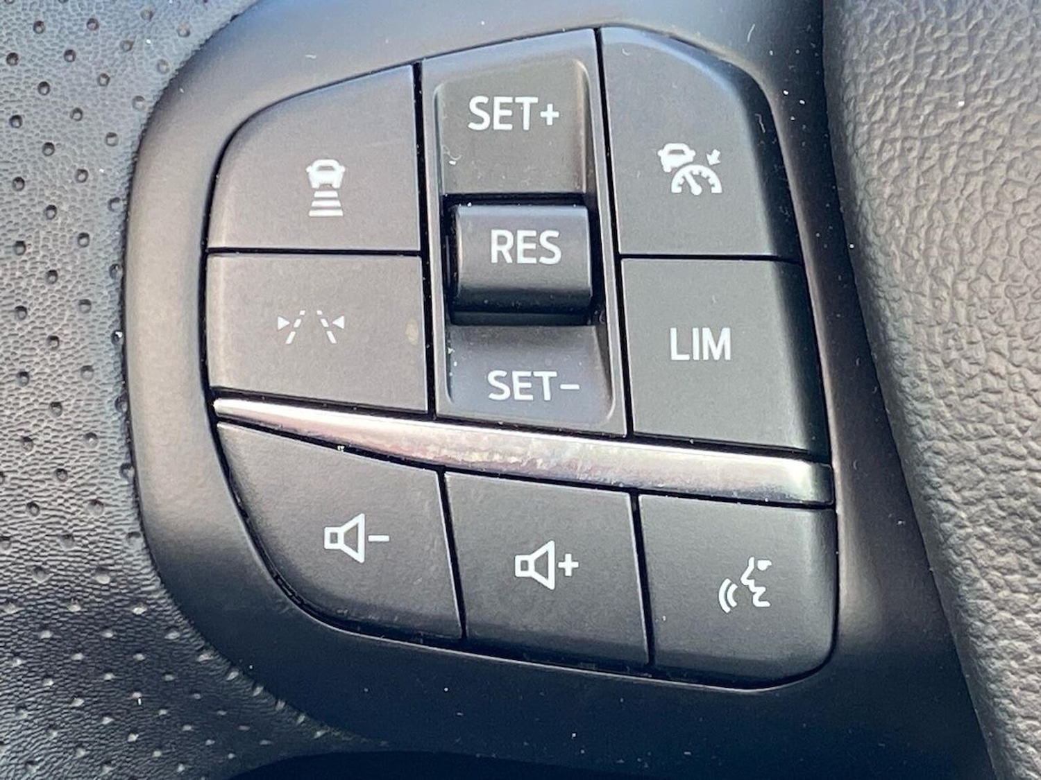 Used Ford Kuga 2025 for sale - 78194703: Photo 28