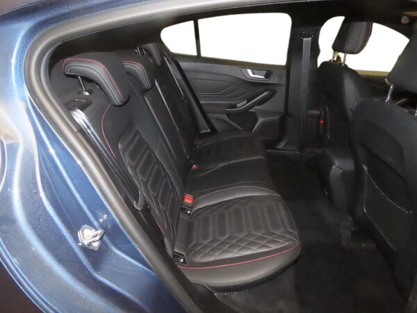 Used Ford Focus 2023 for sale - 76324670: Photo 9
