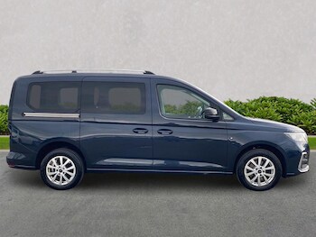 Used Ford Tourneo Connect 2023 for sale - 78554991: Photo