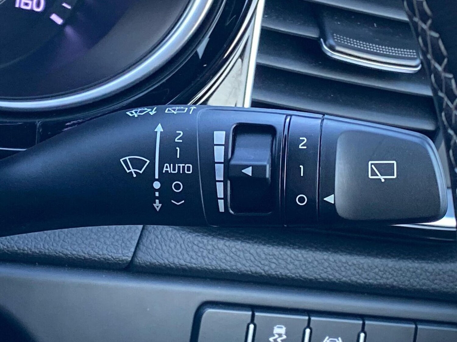 Used Kia Ceed 2025 for sale - 77616746: Photo 29