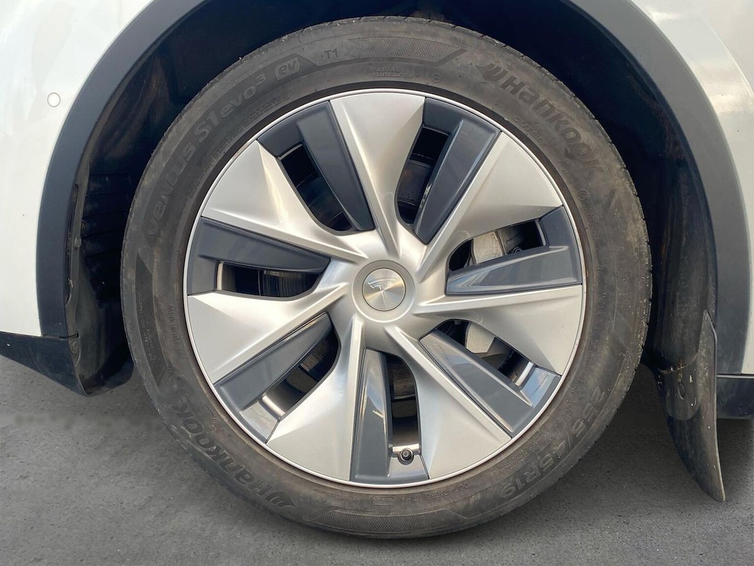 Used Tesla Model Y 2022 for sale - 77567681: Photo 6