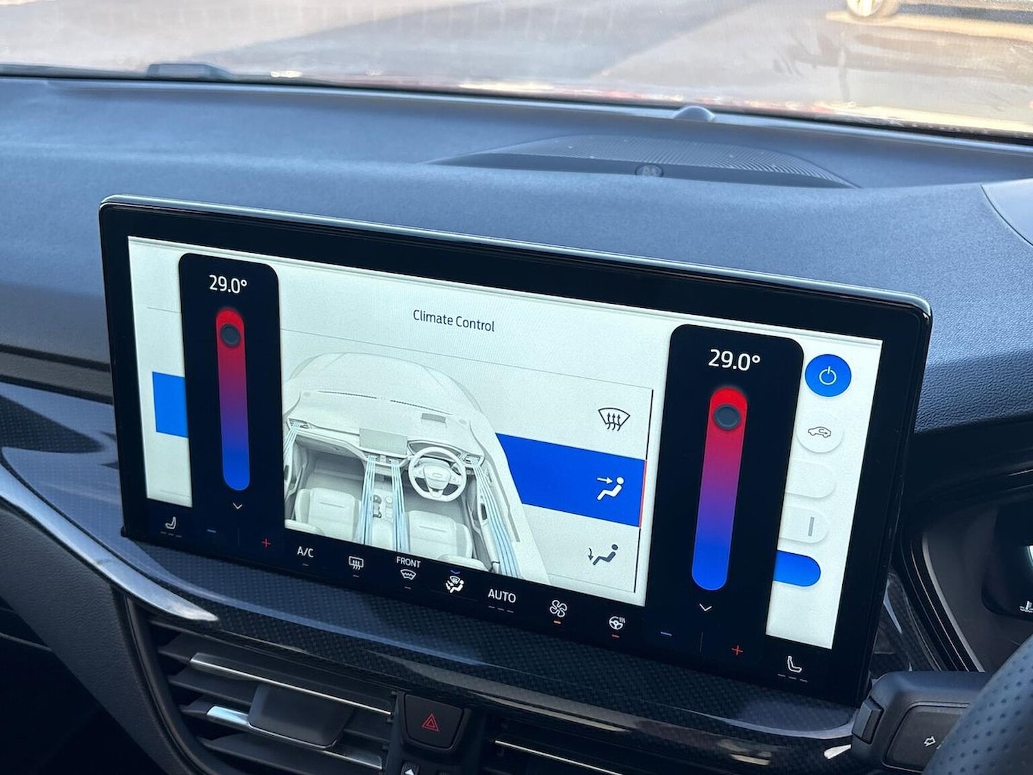 Used Ford Focus 2024 for sale - 76893289: Photo 12