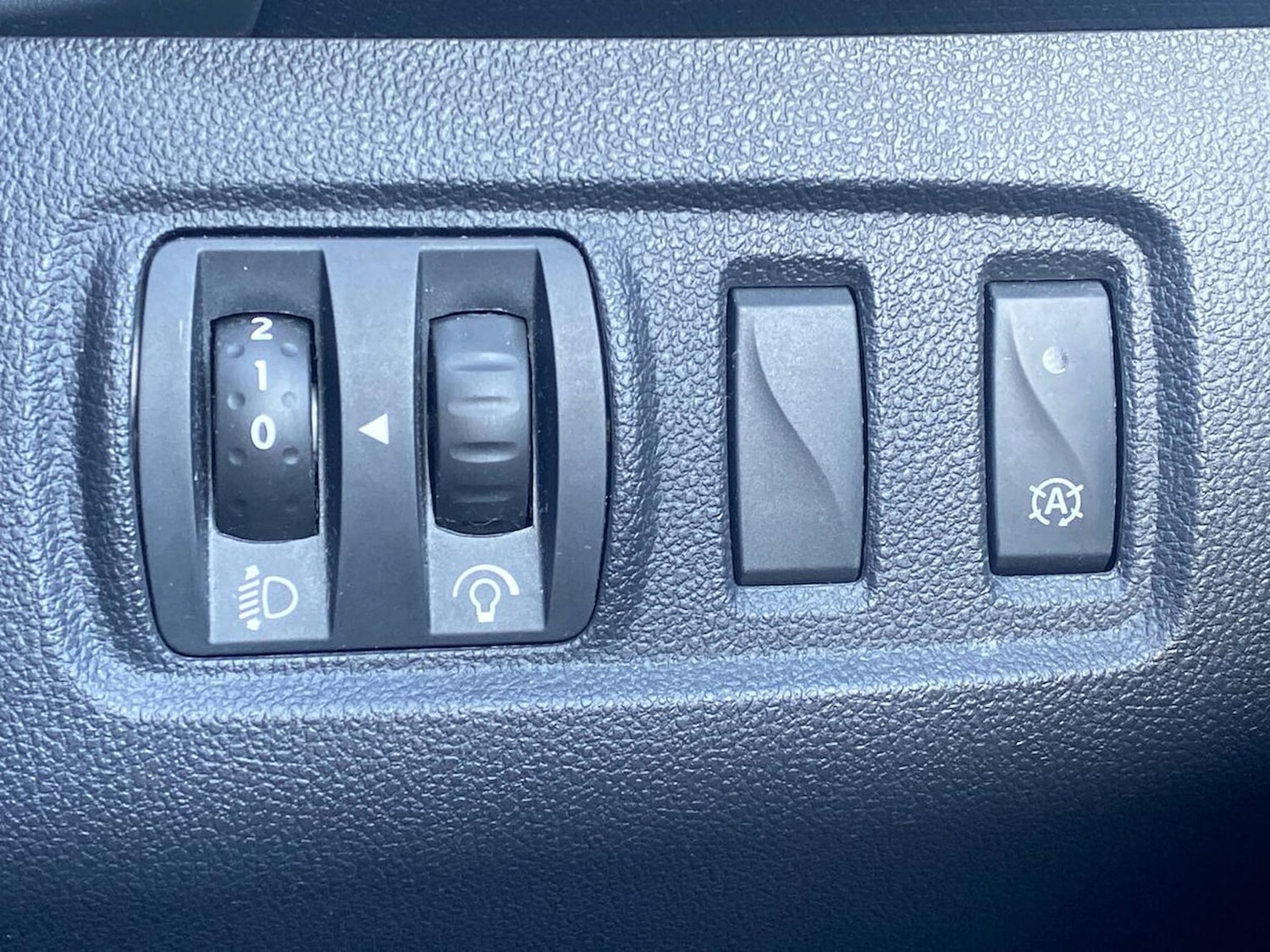 Used Renault Clio 2017 for sale - 78194912: Photo 24