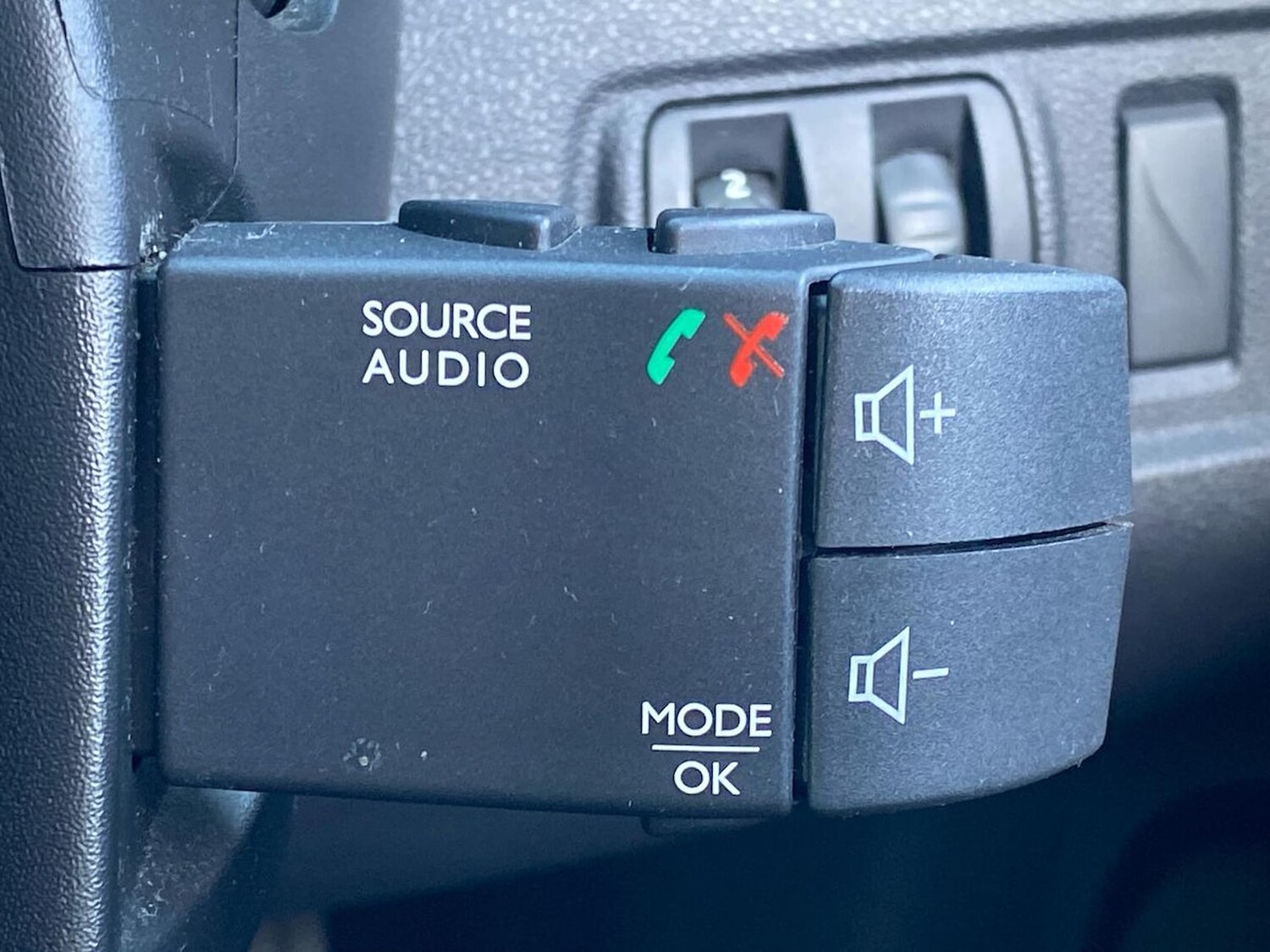 Used Renault Clio 2017 for sale - 78194912: Photo 41