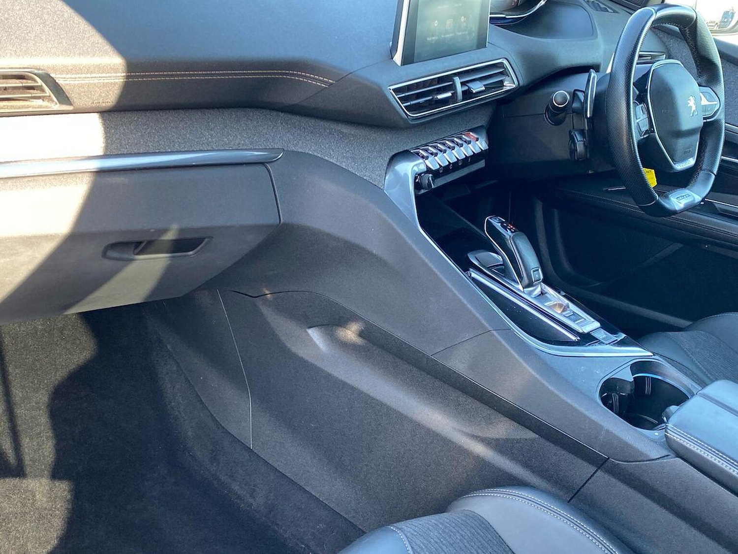 Used Peugeot 3008 2020 for sale - 78210239: Photo 9