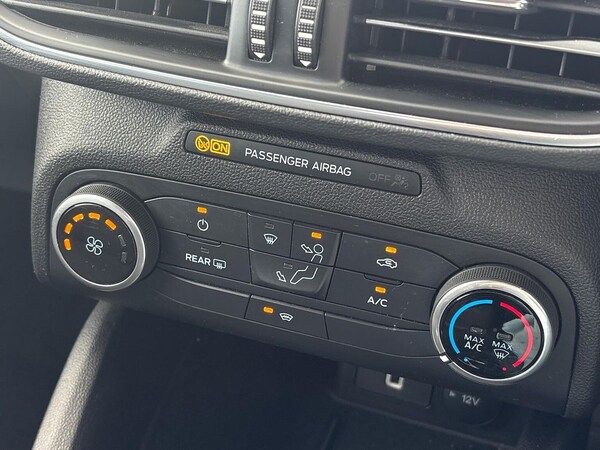 Used Ford Focus 2020 for sale - 76310108: Photo 12