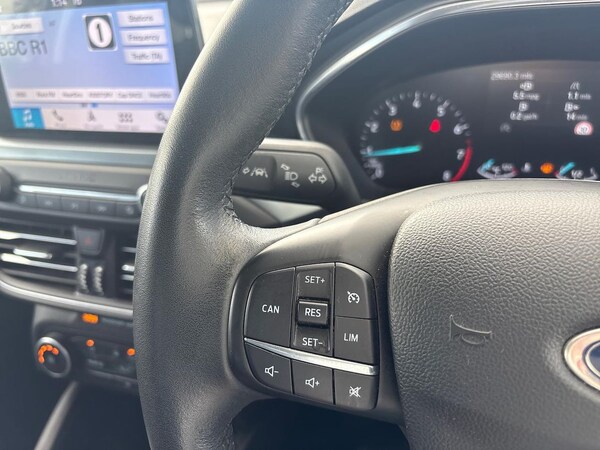 Used Ford Focus 2020 for sale - 76310108: Photo 26