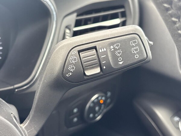 Used Ford Focus 2020 for sale - 76310108: Photo 29