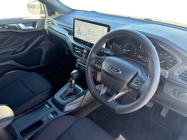 Used Ford Focus 2023 for sale - 76198412: Photo 15