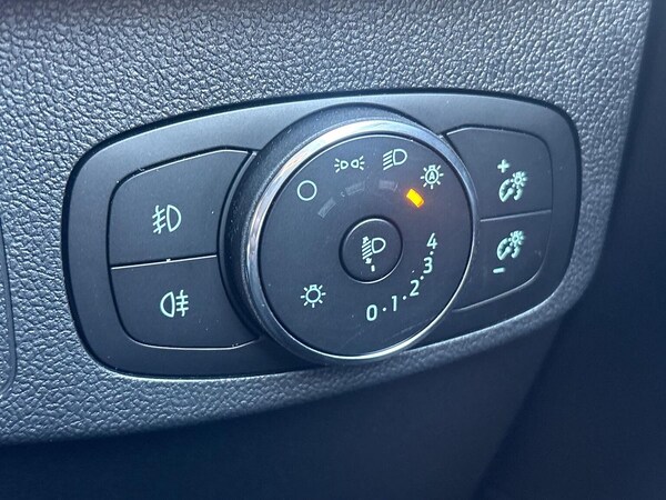 Used Ford Focus 2023 for sale - 76198412: Photo 22