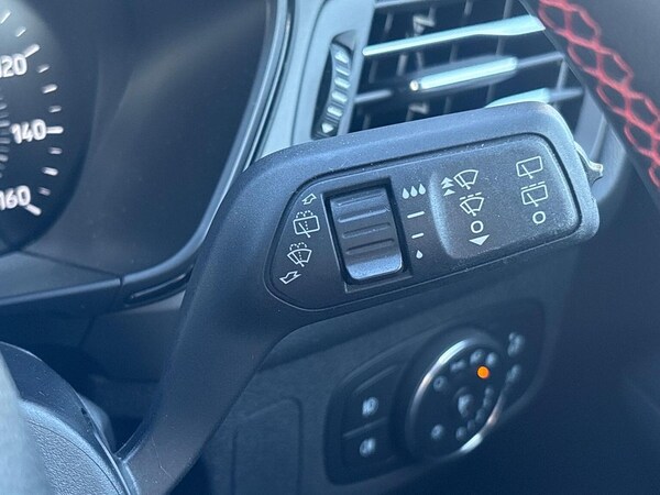 Used Ford Focus 2023 for sale - 76198412: Photo 29
