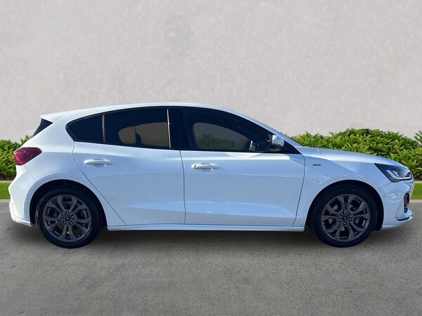 Used Ford Focus 2023 for sale - 76198412: Photo 3