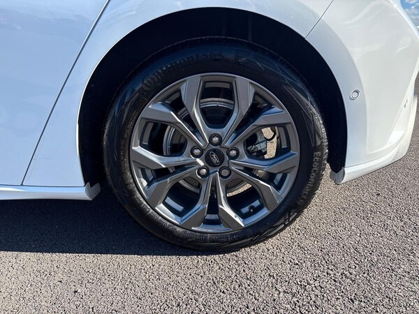 Used Ford Focus 2023 for sale - 76198412: Photo 6