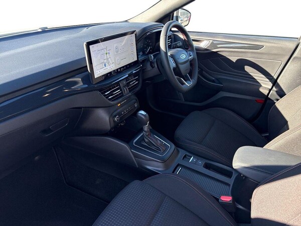 Used Ford Focus 2023 for sale - 76198412: Photo 7