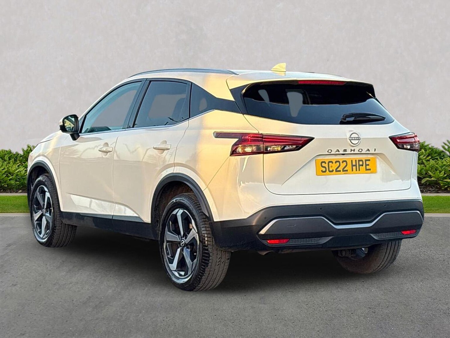 Used Nissan Qashqai 2022 for sale - 77008313: Photo 2