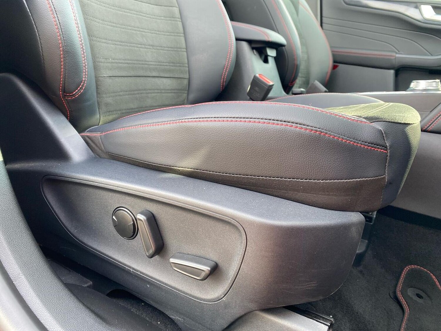 Used Ford Kuga 2023 for sale - 76299455: Photo 30