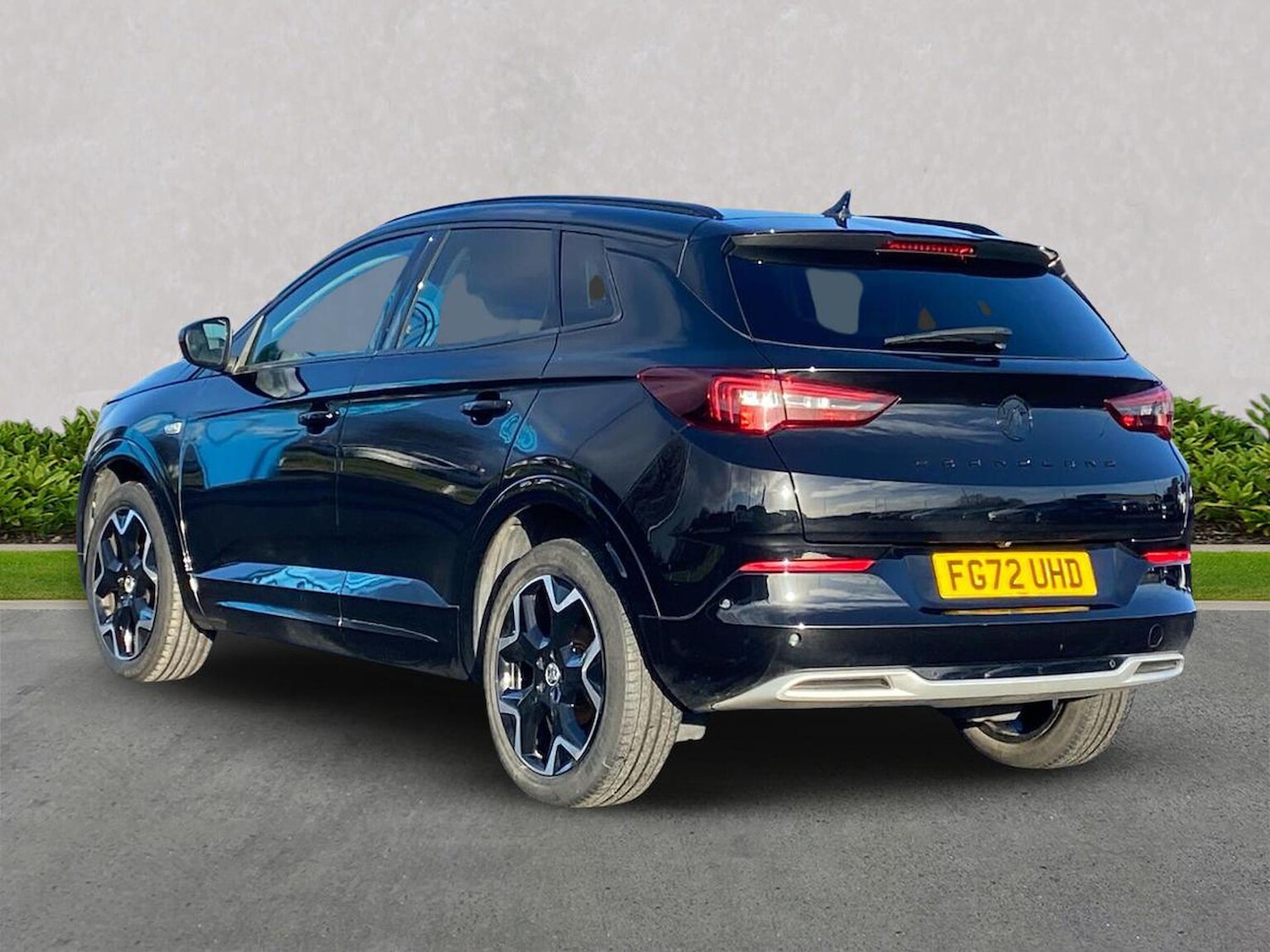 Used Vauxhall Grandland 2022 for sale - 77651697: Photo 2