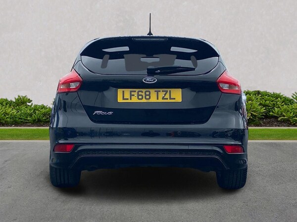 Used Ford Focus 2018 for sale - 76320734: Photo 4