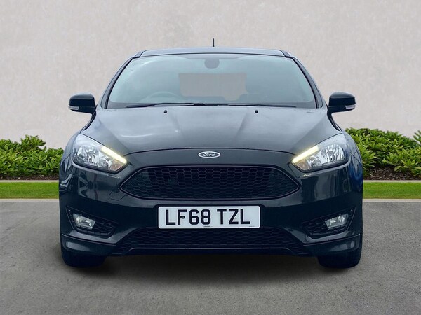 Used Ford Focus 2018 for sale - 76320734: Photo 5