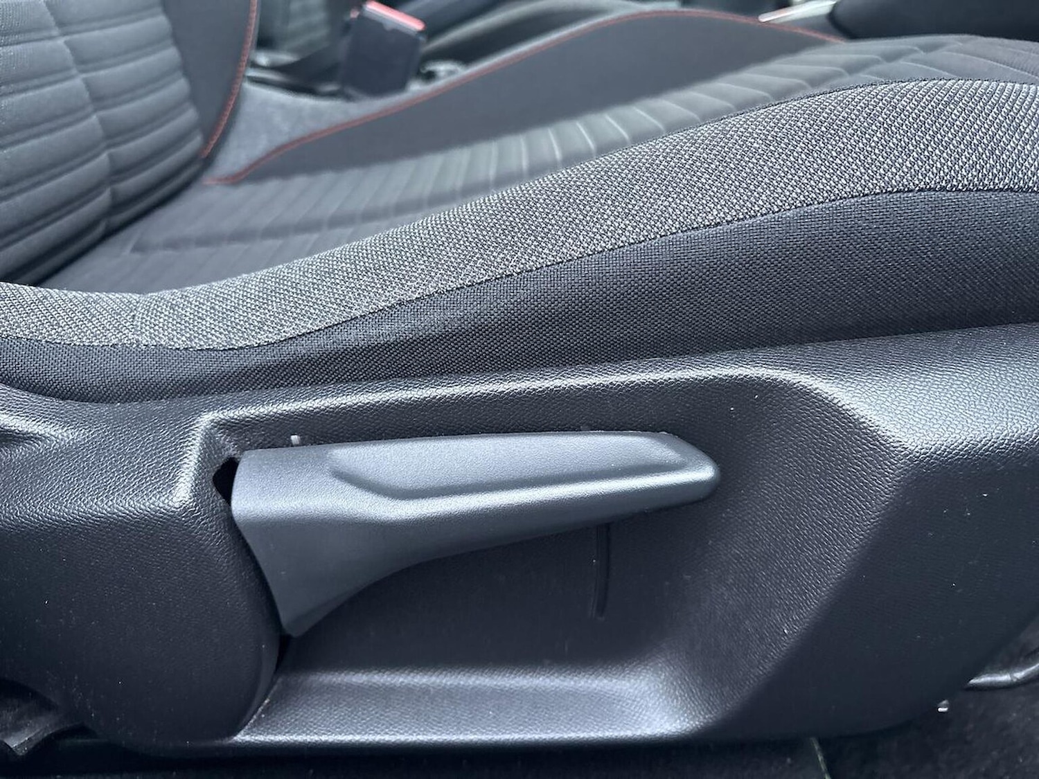 Used Peugeot 2008 2022 for sale - 77056977: Photo 31