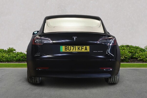 Used Tesla Model 3 2021 for sale - 76310111: Photo 4