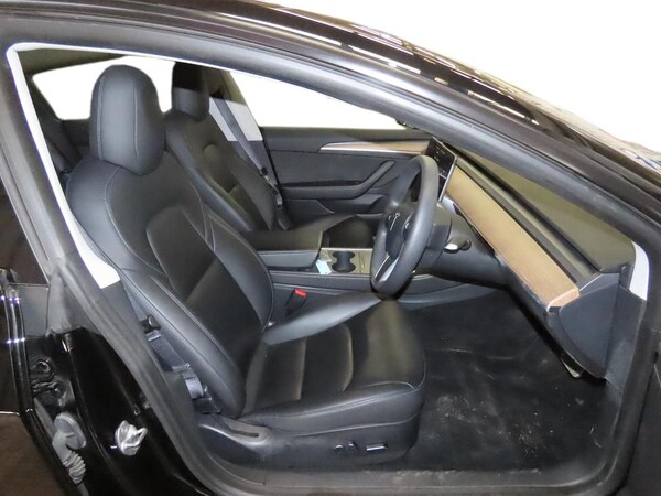Used Tesla Model 3 2021 for sale - 76310111: Photo 9
