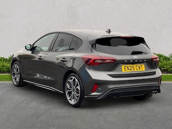 Used Ford Focus 2025 for sale - 76293105: Photo 2