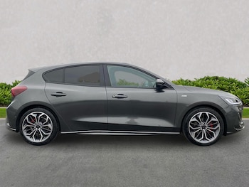 Used Ford Focus 2025 for sale - 76293105: Photo 3