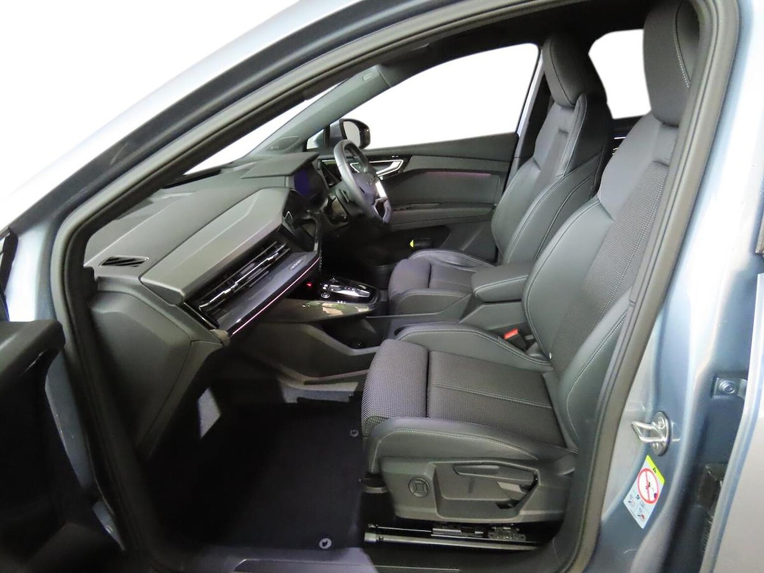 Used Audi Q4 e-tron 2022 for sale - 76497238: Photo 8