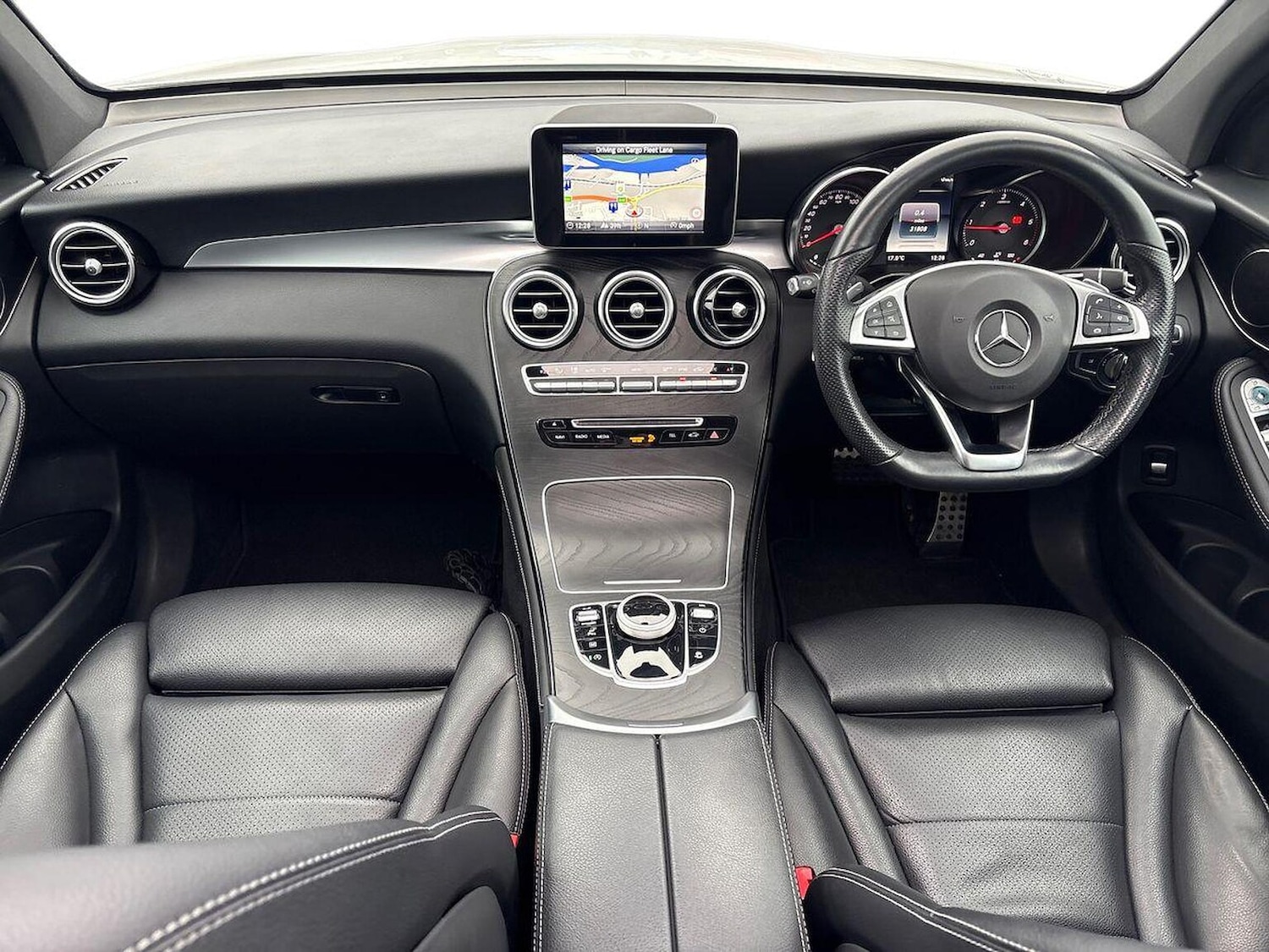 Used Mercedes-Benz GLC 2019 for sale - 77056976: Photo 10