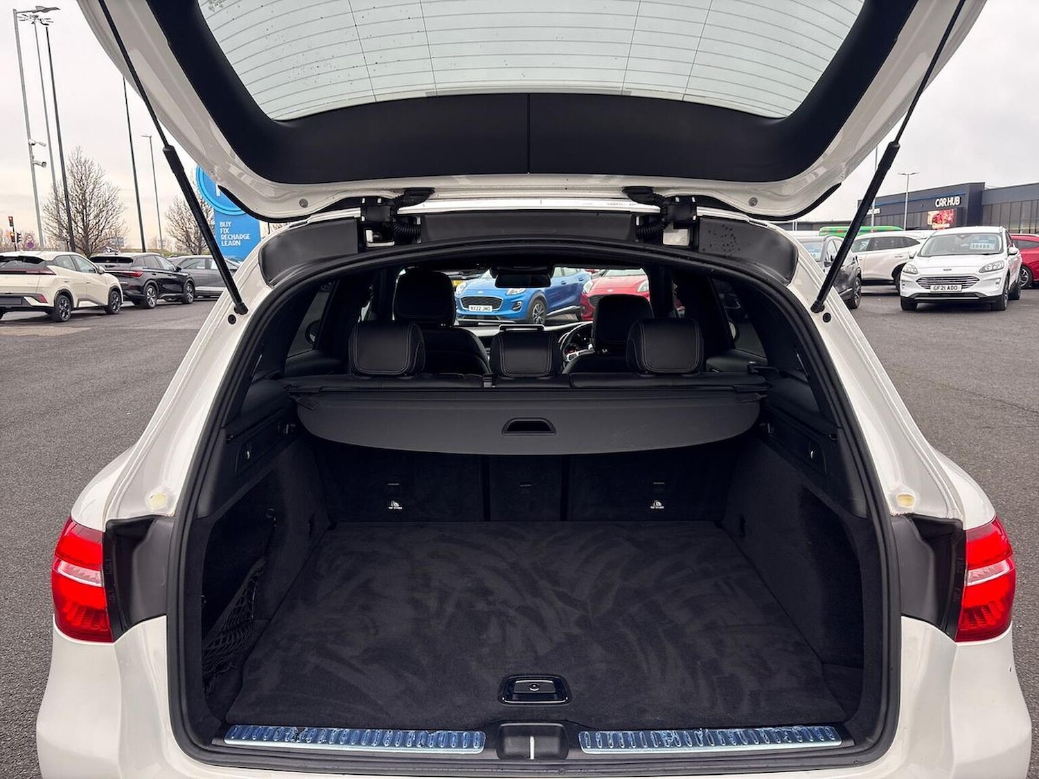 Used Mercedes-Benz GLC 2019 for sale - 77056976: Photo 19