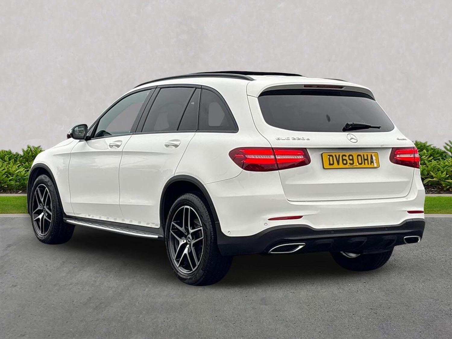 Used Mercedes-Benz GLC 2019 for sale - 77056976: Photo 2