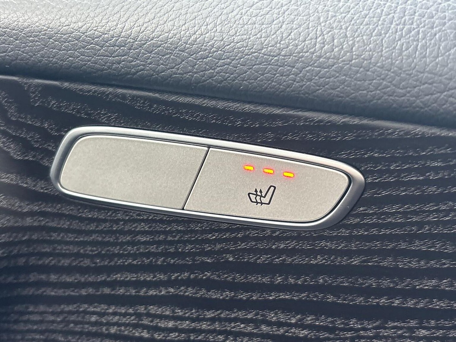 Used Mercedes-Benz GLC 2019 for sale - 77056976: Photo 41