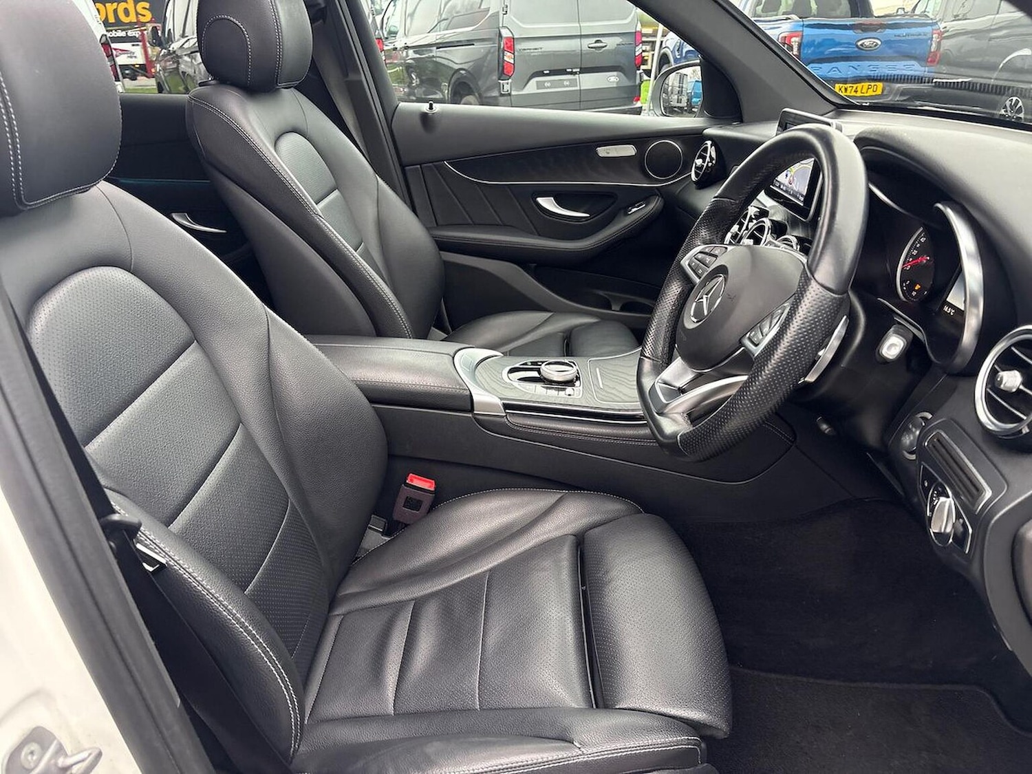 Used Mercedes-Benz GLC 2019 for sale - 77056976: Photo 43