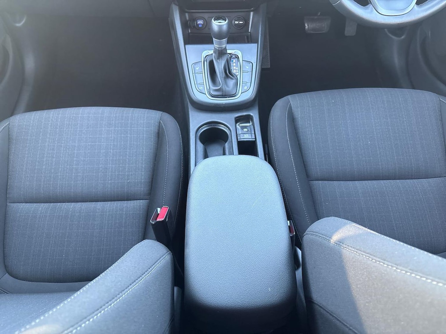 Used Hyundai KONA 2022 for sale - 76778304: Photo 12