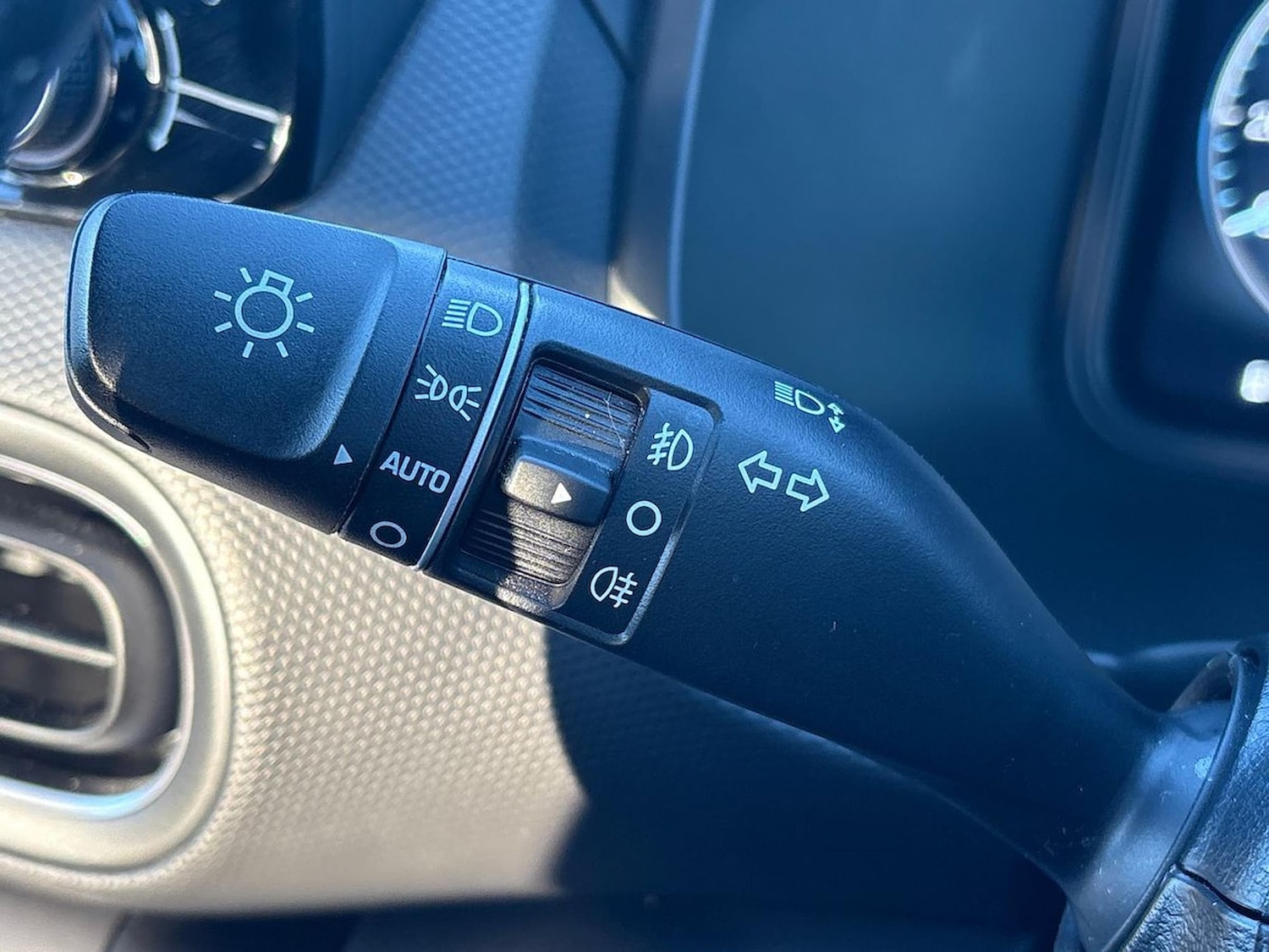 Used Hyundai KONA 2022 for sale - 76778304: Photo 27