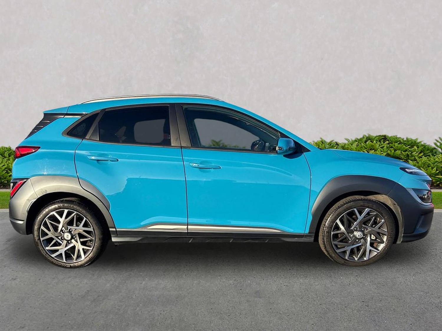 Used Hyundai KONA 2022 for sale - 76778304: Photo 3