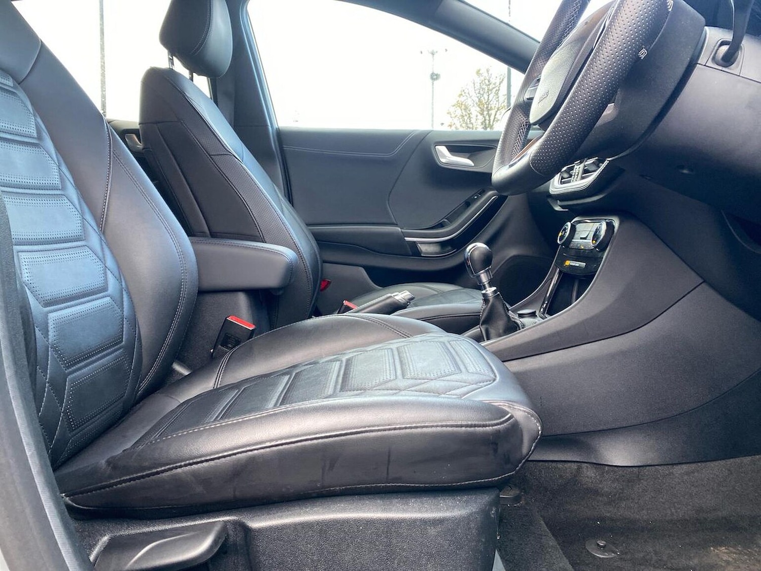 Used Ford Puma 2022 for sale - 76643622: Photo 30