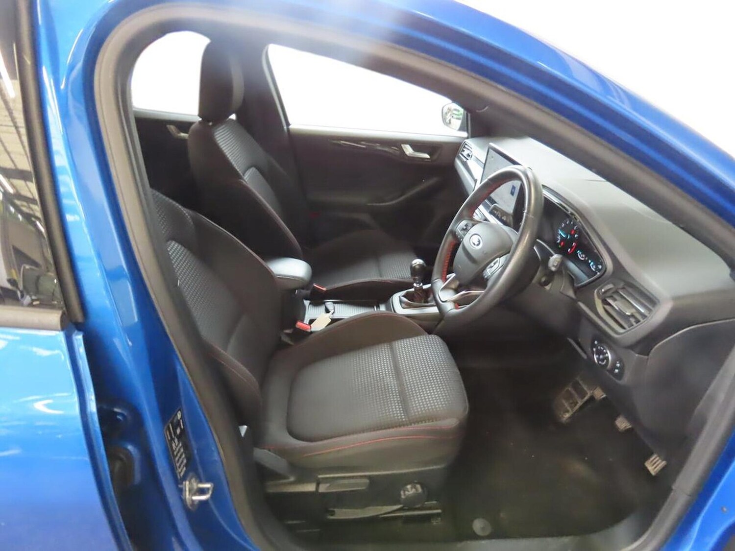 Used Ford Focus 2022 for sale - 76497241: Photo 7