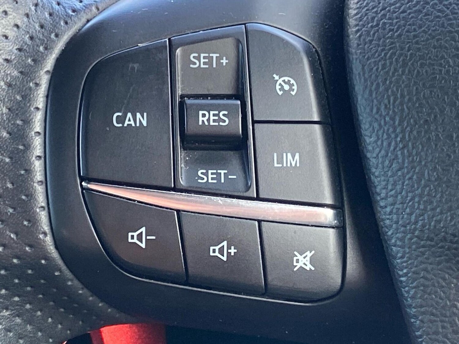 Used Ford Focus 2023 for sale - 78195083: Photo 28