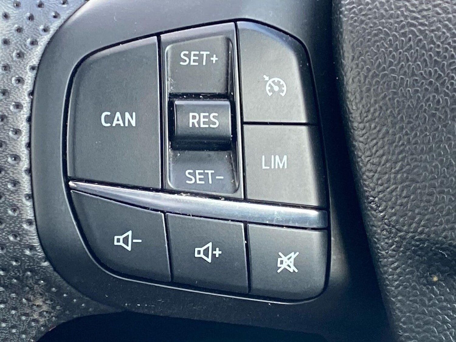 Used Ford Puma 2023 for sale - 78194793: Photo 28