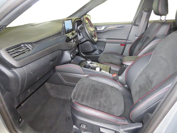 Used Ford Kuga 2023 for sale - 76287286: Photo 9