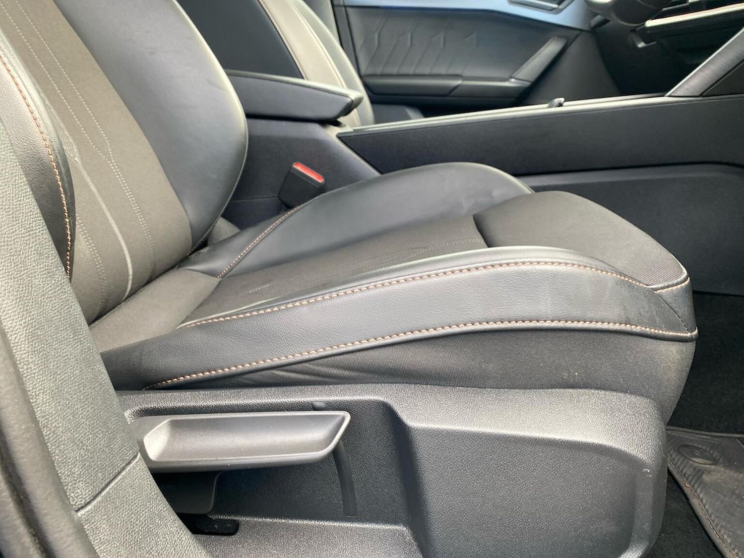 Used Cupra Leon 2024 for sale - 76379275: Photo 30