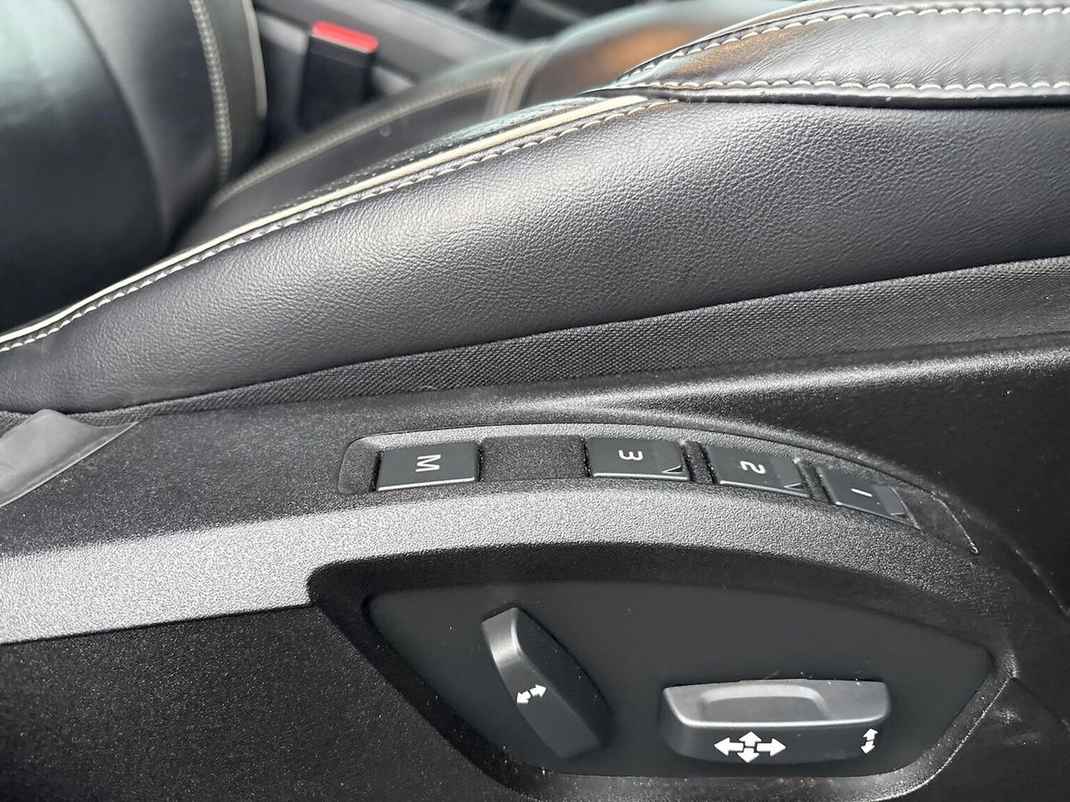 Used Volvo V40 2019 for sale - 77488977: Photo 30