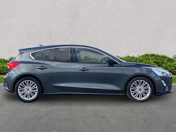 Used Ford Focus 2019 for sale - 79845656: Photo